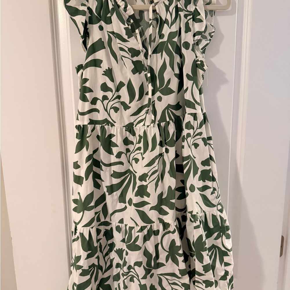 Green and White Leaf Print Dress